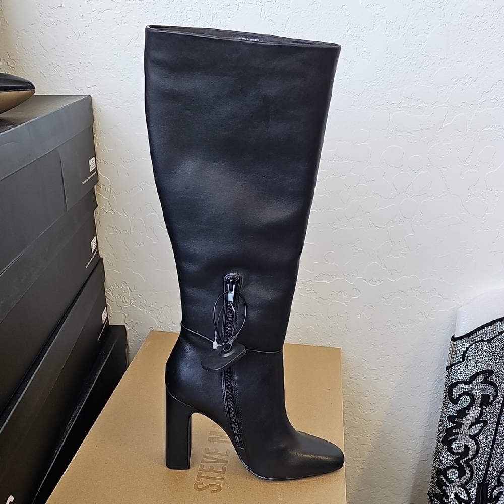 Steve Madden Black Heeled Boots - Picture 2 of 5